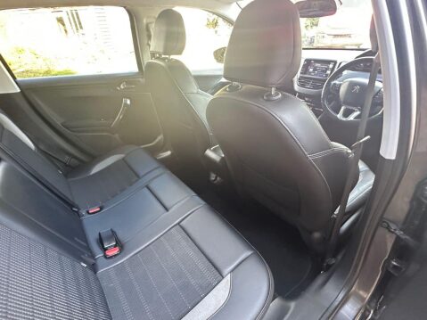 Peugeot 2008 1.2 PureTech Allure SUV 5dr Petrol Manual Euro 6 (82 ps) 34