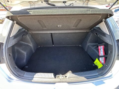 Kia Ceed 1.6 CRDi EcoDynamics 3 Hatchback 5dr Diesel Manual Euro 5 (s/s) (126 bhp) 9