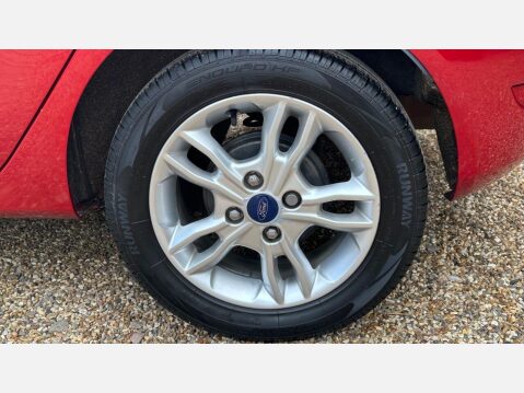 Ford Fiesta 1.25 Zetec Hatchback 5dr Petrol Manual Euro 6 (82 ps) 18
