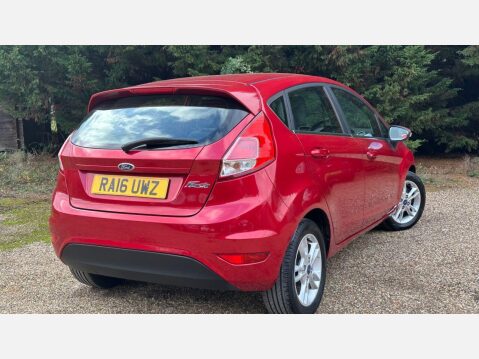 Ford Fiesta 1.25 Zetec Hatchback 5dr Petrol Manual Euro 6 (82 ps) 4