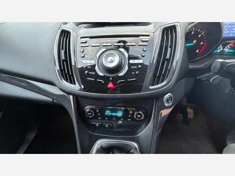 Ford Kuga 2.0 TDCi Titanium SUV 5dr Diesel Manual 2WD Euro 5 (140 ps) 30