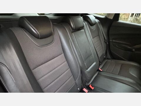 Ford Kuga 2.0 TDCi Titanium SUV 5dr Diesel Manual 2WD Euro 5 (140 ps) 35