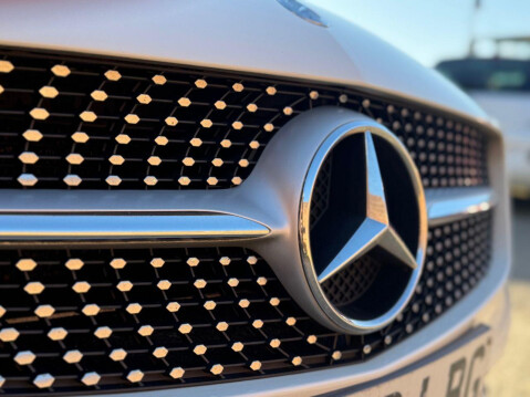Mercedes-Benz A Class 2.1 A200d AMG Line (Premium) Hatchback 5dr Diesel Manual Euro 6 (s/s) (136 11