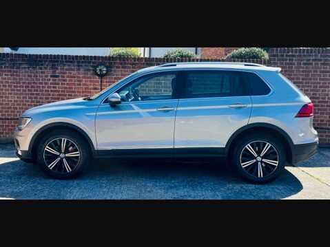 Volkswagen Tiguan 2.0 TDI SE Navigation SUV 5dr Diesel DSG Euro 6 (s/s) (150 ps) 6