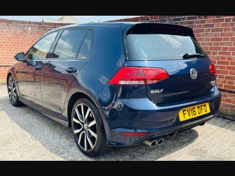 Volkswagen Golf 2.0 TDI BlueMotion Tech R-Line Edition Hatchback 5dr Diesel DSG Euro 6 (s/s 6