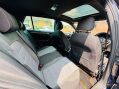 Volkswagen Golf 2.0 TDI BlueMotion Tech R-Line Edition Hatchback 5dr Diesel DSG Euro 6 (s/s 11