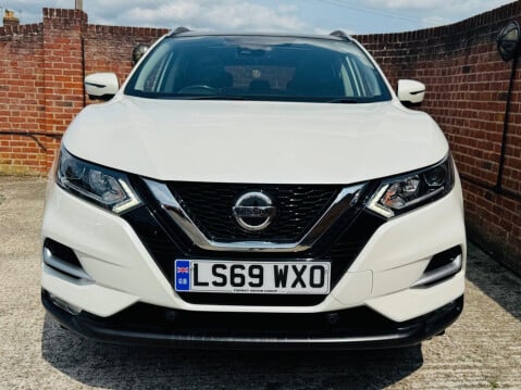 Nissan Qashqai 1.3 DIG-T N-Connecta SUV 5dr Petrol Manual Euro 6 (s/s) (140 ps) 2