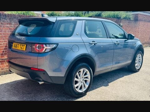 Land Rover Discovery Sport 2.0 TD4 SE Tech SUV 5dr Diesel Auto 4WD Euro 6 (s/s) (180 ps) 5