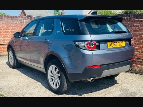 Land Rover Discovery Sport 2.0 TD4 SE Tech SUV 5dr Diesel Auto 4WD Euro 6 (s/s) (180 ps) 7
