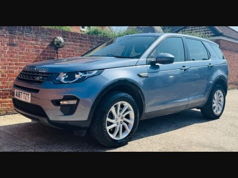 Land Rover Discovery Sport 2.0 TD4 SE Tech SUV 5dr Diesel Auto 4WD Euro 6 (s/s) (180 ps) 9