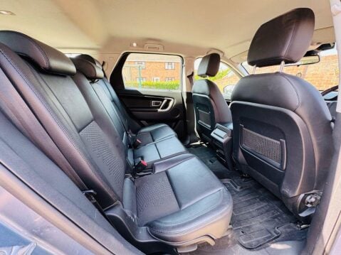 Land Rover Discovery Sport 2.0 TD4 SE Tech SUV 5dr Diesel Auto 4WD Euro 6 (s/s) (180 ps) 13