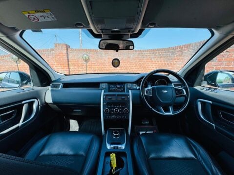 Land Rover Discovery Sport 2.0 TD4 SE Tech SUV 5dr Diesel Auto 4WD Euro 6 (s/s) (180 ps) 15