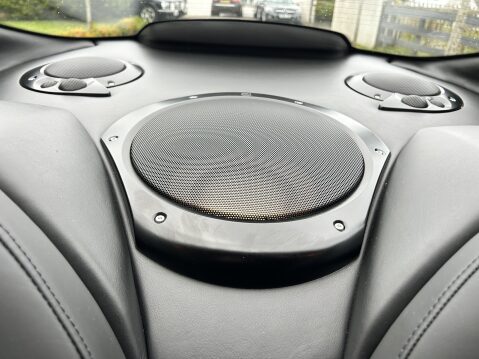 Aston Martin Vanquish V12 19