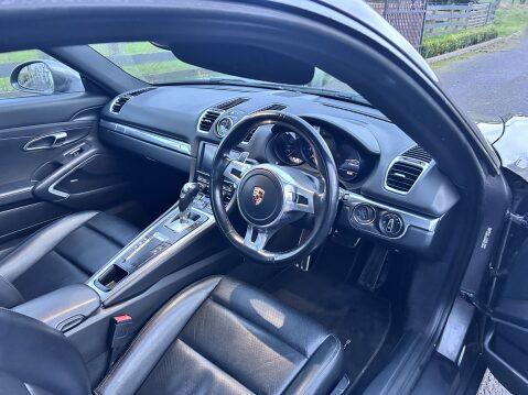 Porsche Cayman 24V PDK 16