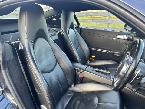 Porsche Cayman 24V PDK 22