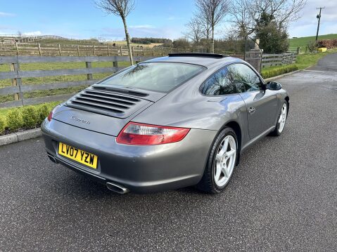 Porsche 911 CARRERA 2 TIPTRONIC S 18