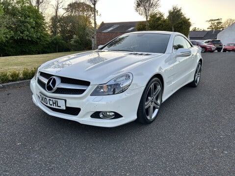 Mercedes-Benz SL Series SL350 13