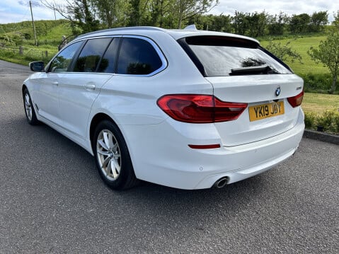 BMW 5 Series 520D SE 9