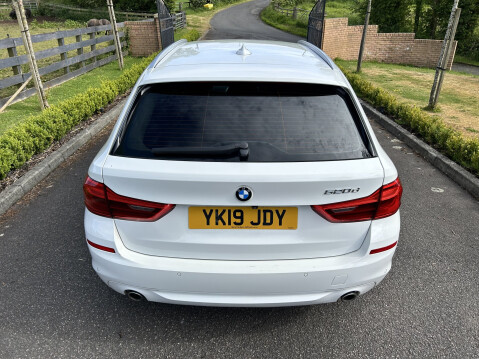 BMW 5 Series 520D SE 12