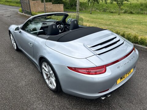Porsche 911 CARRERA 4S PDK 18