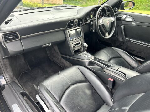Porsche 911 CARRERA 4 TIPTRONIC S 18