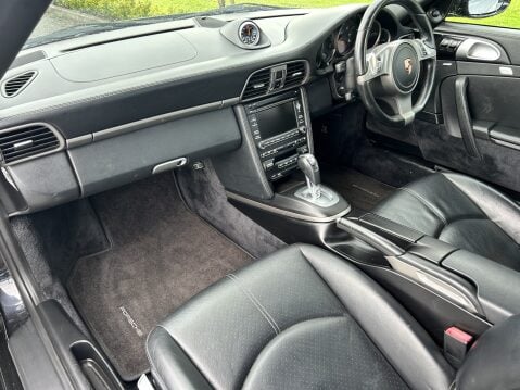 Porsche 911 CARRERA 2 PDK 17