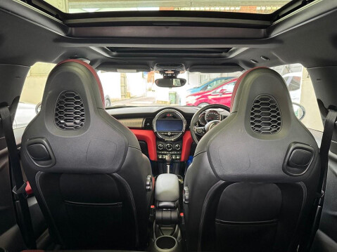 Mini Hatch 2.0 John Cooper Works Auto Euro 6 (s/s) 3dr 36