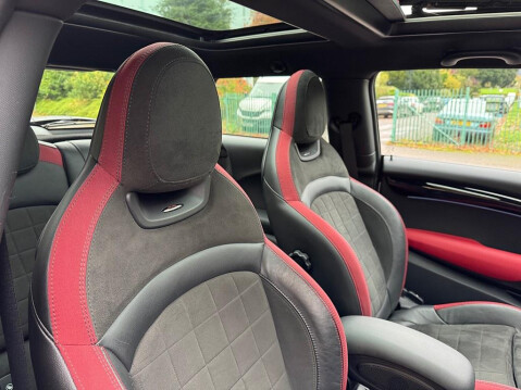 Mini Hatch 2.0 John Cooper Works Auto Euro 6 (s/s) 3dr 39
