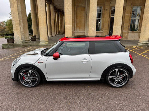 Mini Hatch 2.0 John Cooper Works Auto Euro 6 (s/s) 3dr 7