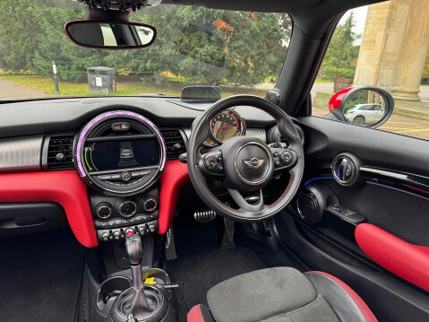 Mini Hatch 2.0 John Cooper Works Auto Euro 6 (s/s) 3dr 32