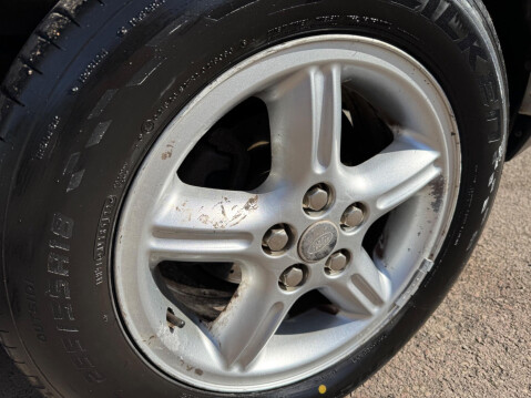 Land Rover Discovery 2.5 TD5 3dr 26