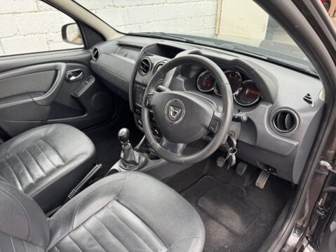 Dacia Duster 1.5 dCi Prestige Euro 6 (s/s) 5dr 38