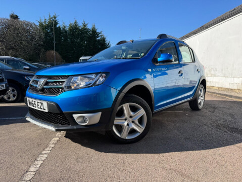 Dacia Sandero Stepway 1.5 dCi Laureate Euro 6 (s/s) 5dr 3