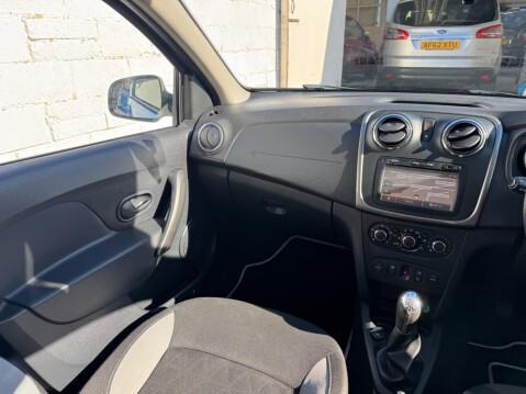 Dacia Sandero Stepway 1.5 dCi Laureate Euro 6 (s/s) 5dr 33