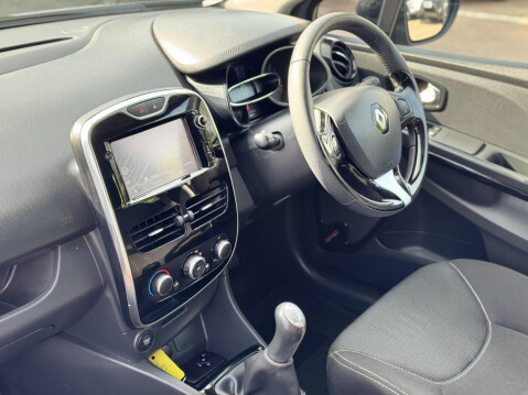 Renault Clio 1.5 dCi Dynamique Nav Euro 6 (s/s) 5dr 28