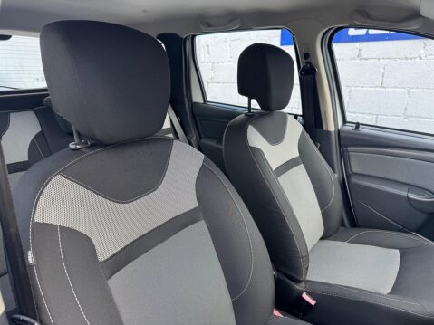 Dacia Duster 1.5 dCi Laureate EDC Euro 6 (s/s) 5dr 41