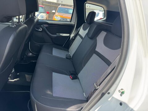 Dacia Duster 1.5 dCi Laureate EDC Euro 6 (s/s) 5dr 47