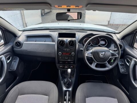 Dacia Duster 1.5 dCi Laureate EDC Euro 6 (s/s) 5dr 39