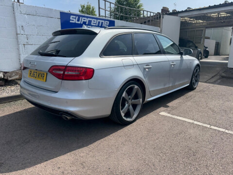 Audi A4 3.0 TDI V6 Black Edition S Tronic quattro Euro 5 (s/s) 5dr 32