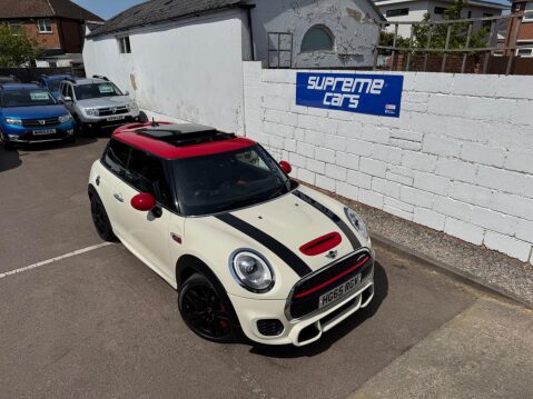 Mini Hatch 2.0 John Cooper Works Euro 6 (s/s) 3dr 9