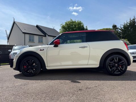 Mini Hatch 2.0 John Cooper Works Euro 6 (s/s) 3dr 17