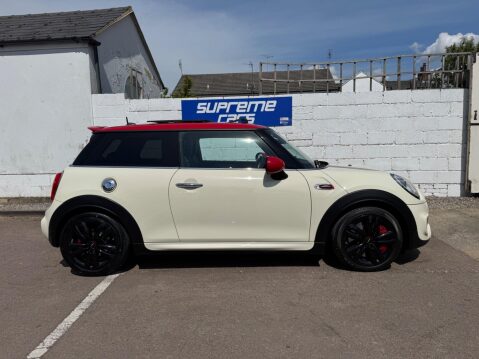 Mini Hatch 2.0 John Cooper Works Euro 6 (s/s) 3dr 24