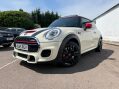 Mini Hatch 2.0 John Cooper Works Euro 6 (s/s) 3dr 26