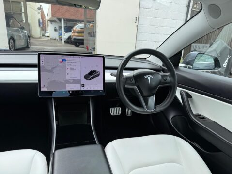 Tesla Model 3 (Dual Motor) Performance Auto 4WDE 4dr (Performance Upgrade) 35