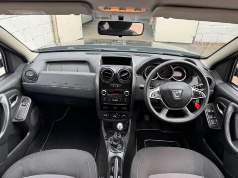 Dacia Duster 1.5 dCi Laureate Euro 6 (s/s) 5dr 32