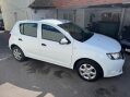 Dacia Sandero 1.5 dCi Ambiance Euro 5 5dr 9