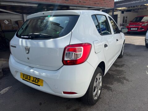 Dacia Sandero 1.5 dCi Ambiance Euro 5 5dr 10