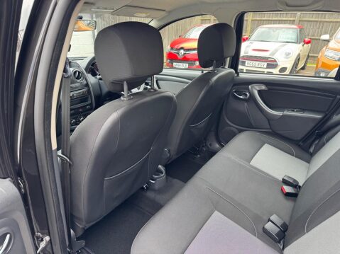 Dacia Duster 1.5 dCi Laureate Euro 6 (s/s) 5dr 42