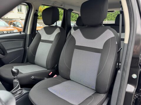 Dacia Duster 1.5 dCi Laureate Euro 6 (s/s) 5dr 56