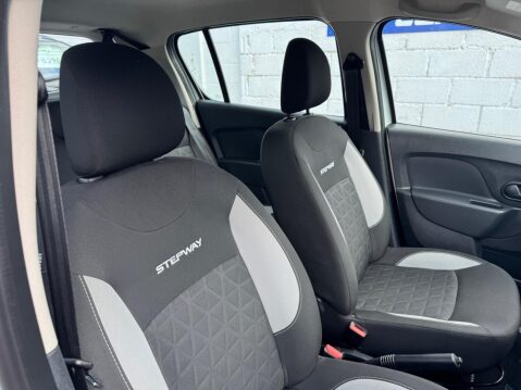 Dacia Sandero Stepway 1.5 dCi Ambiance Euro 6 (s/s) 5dr 39